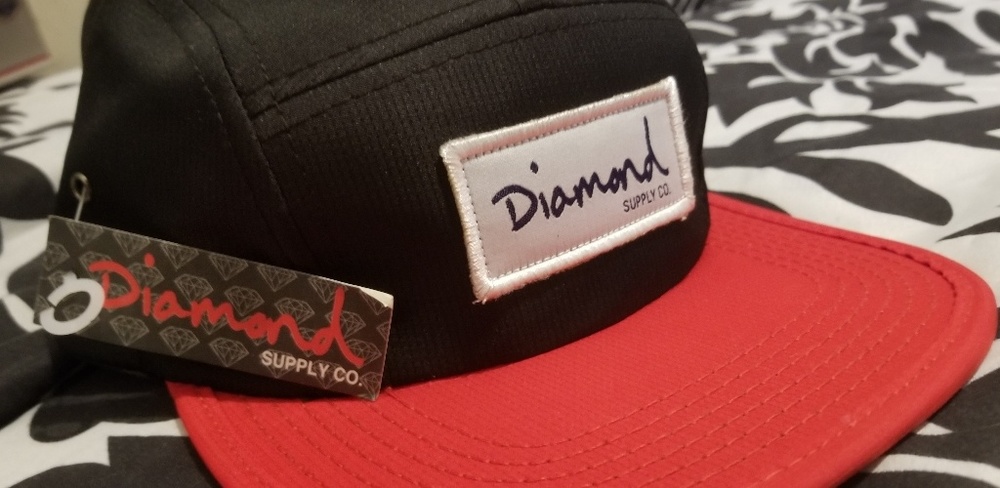 Diamond supply cap